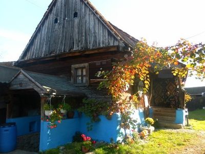 The house-museum, in autumn, with colourful foliage