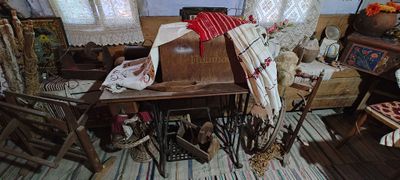 A vintage Naumann sewing machine, in the house-museum